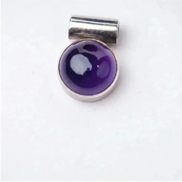Jewelry - Vintage Amethyst Cabochon Pendant in 925 Sterling Silver - February Birthstone